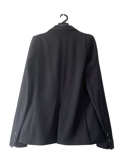 Chaqueta negra corte ejecutivo con rizo en hombros. ZARA. Talla XS COD. CH57