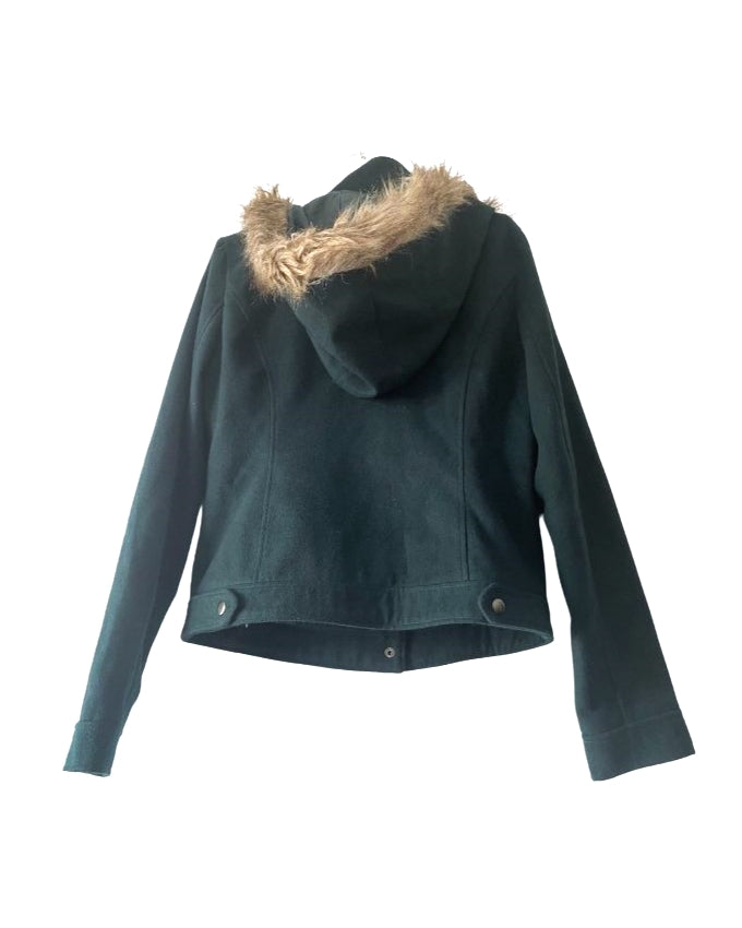 Chaquetón verde con gorro. Talla S. COD CH44